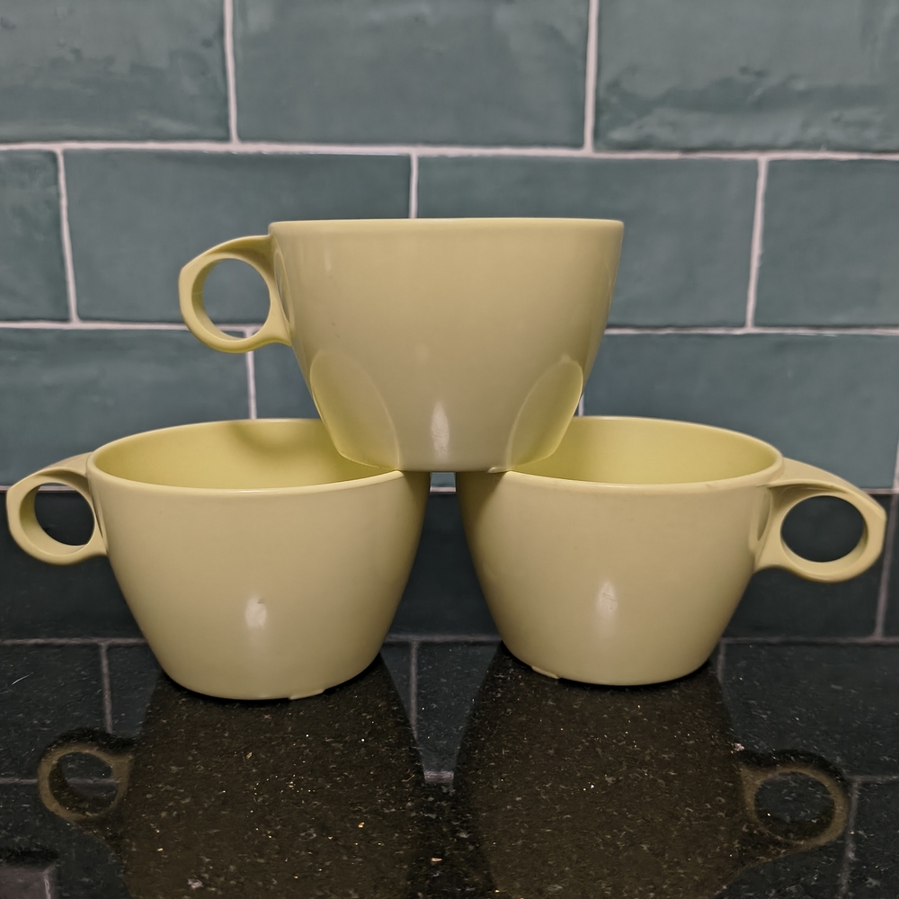 3 Vintage Texas Ware Melamine Coffee Cups